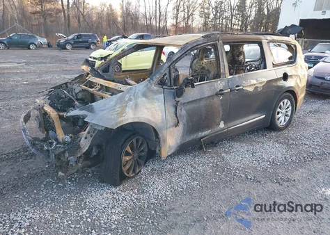 2018 Chrysler Pacifica Touring L из США, поврежденный, VIN 2C4RC1BG0JR275275